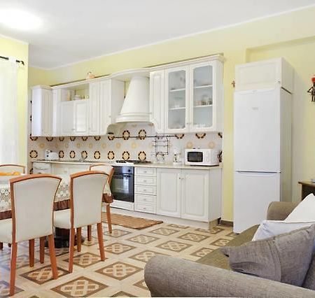 Casa Vacanze Rosy Giardini Naxos Δωμάτιο φωτογραφία