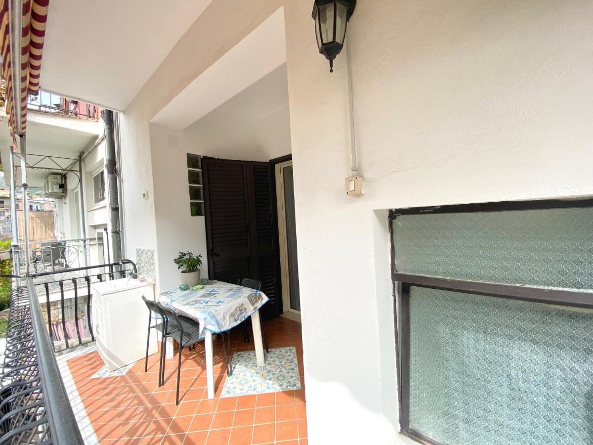 Casa Vacanze Rosy Giardini Naxos Εξωτερικό φωτογραφία