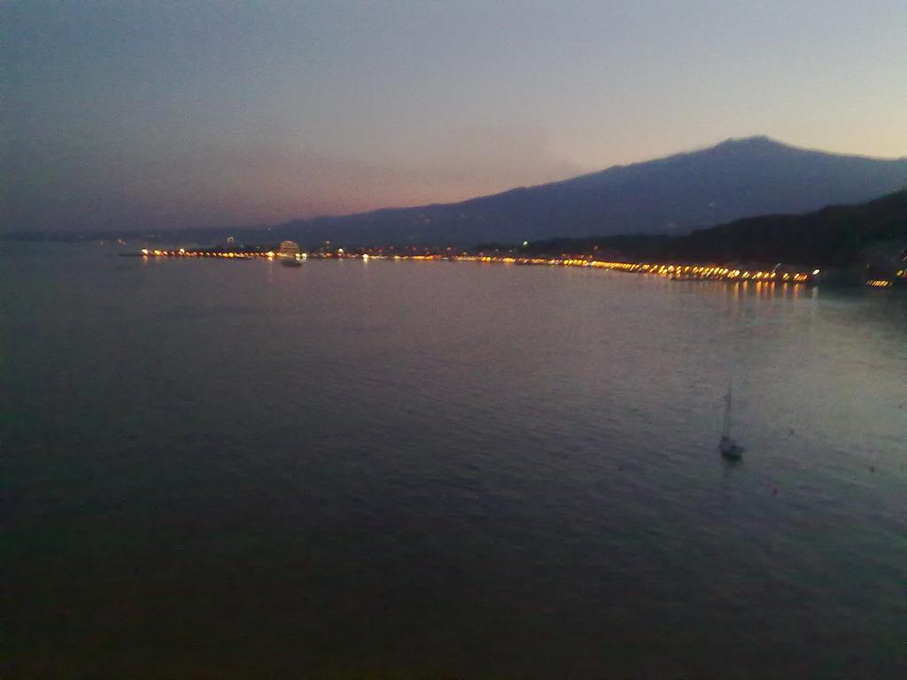 Casa Vacanze Rosy Giardini Naxos Δωμάτιο φωτογραφία